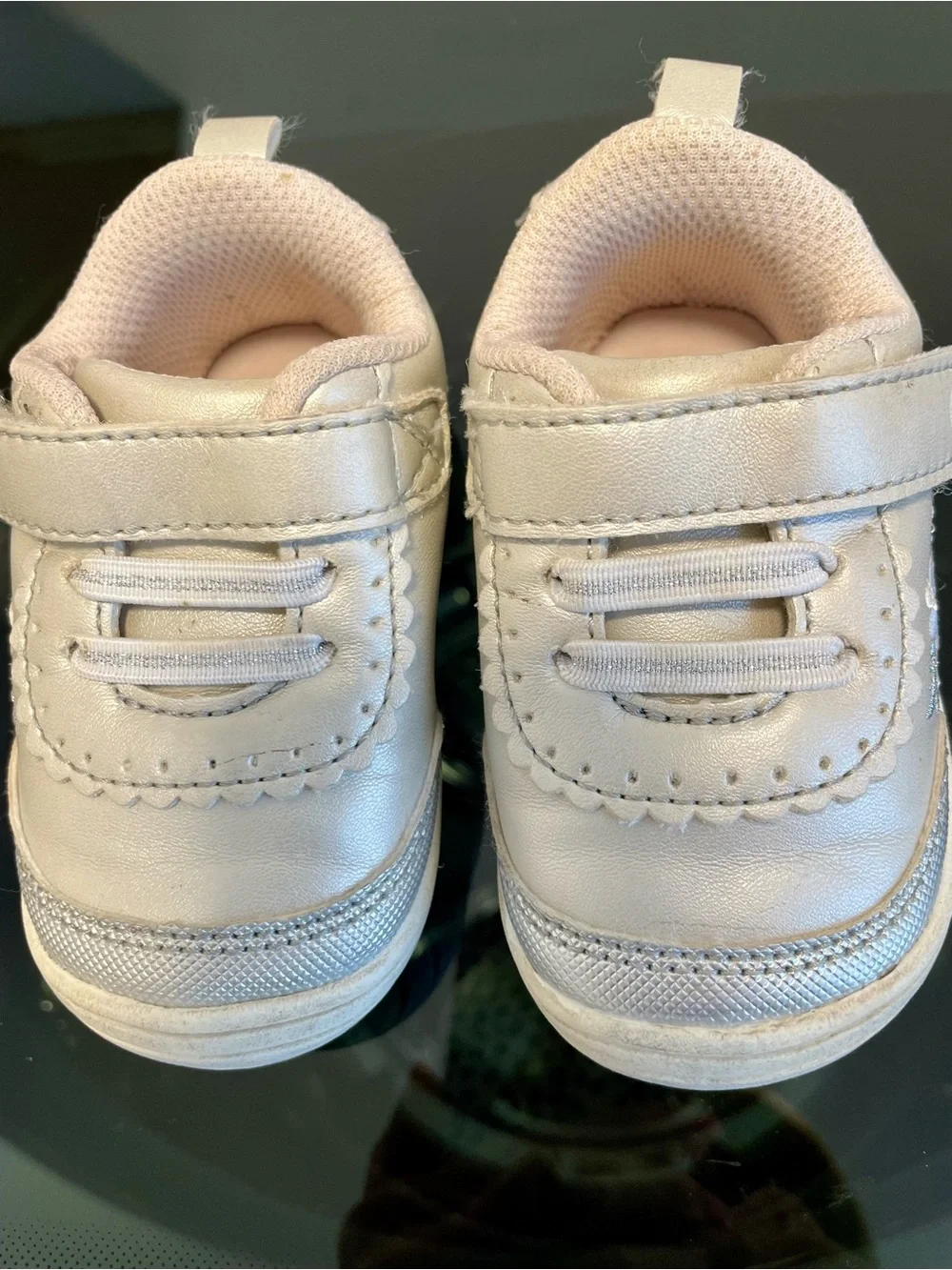 Stride Rite 360 Girls' Metallic Sneakers with Velcro Strap